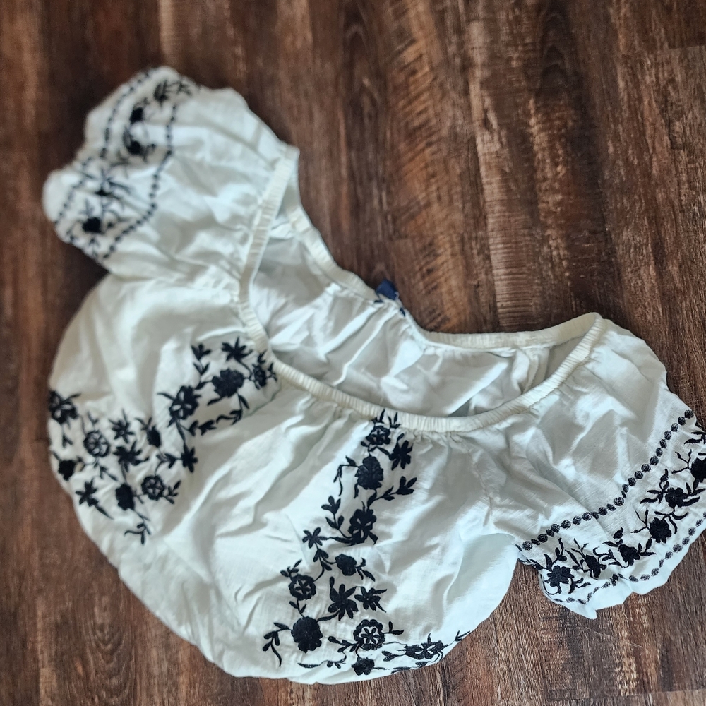 Floral crop top